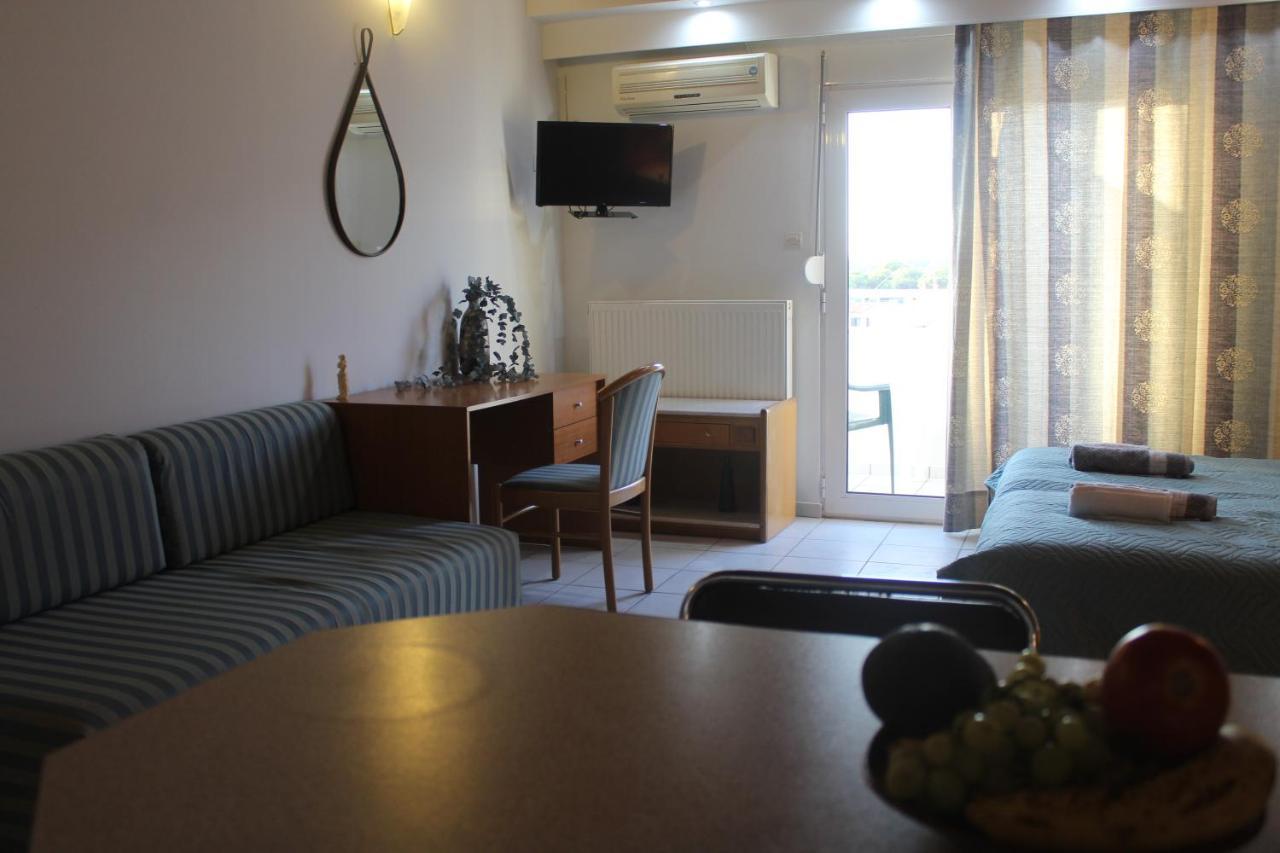 Le Chris Central Apartments Ретимно Экстерьер фото